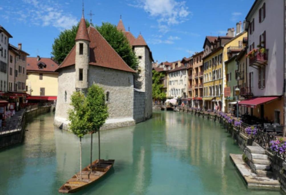 Appartement Independant 30 M² A 500M Du Lac, 2 Velos Et Parking Fournis Sevrier Exterior photo
